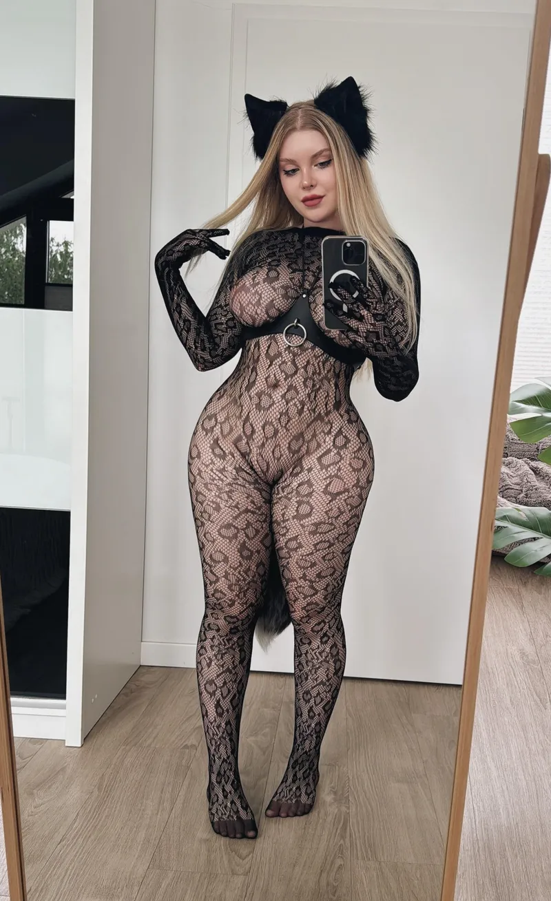 Thumbnail Enjoy the View: AlexisLusttt's Surprise | NSFWCostumes