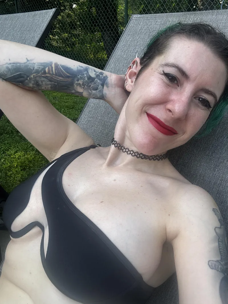 Thumbnail kimisias: Never Get Bored with This Mesmerizing Body
