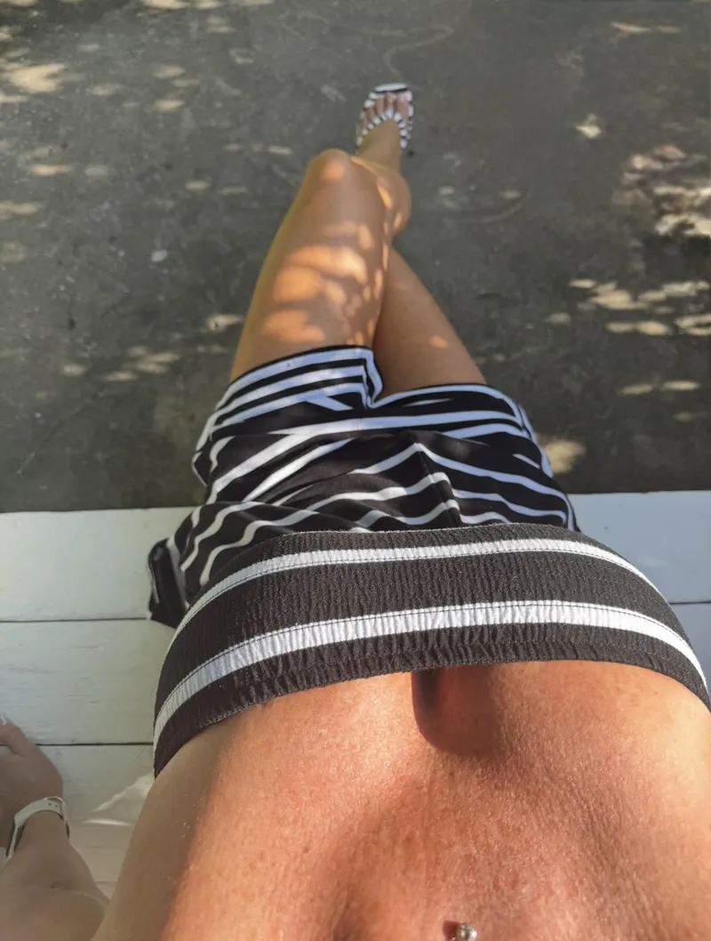 Thumbnail Warm Greeting from TemptressOfSoles | ClassySexy