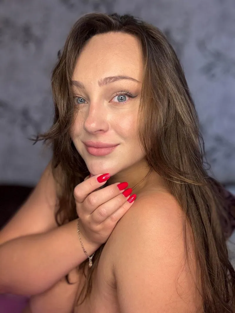 Thumbnail Seductive Red Manicure: Nail Fetish Fantasy | ruperto12369