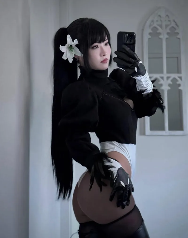 Thumbnail Dystorra's Stellar Blade x 2b Cosplay Spectacle - cosplaybutts