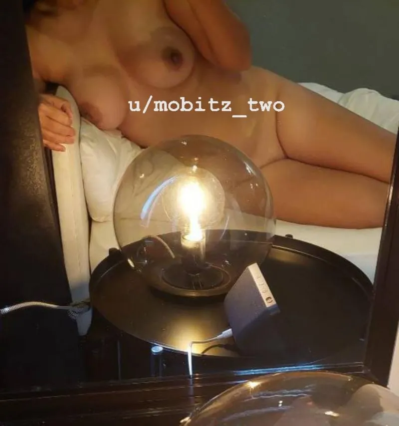 Thumbnail Mobitz_two's Flickering Light - Embrace the Passion