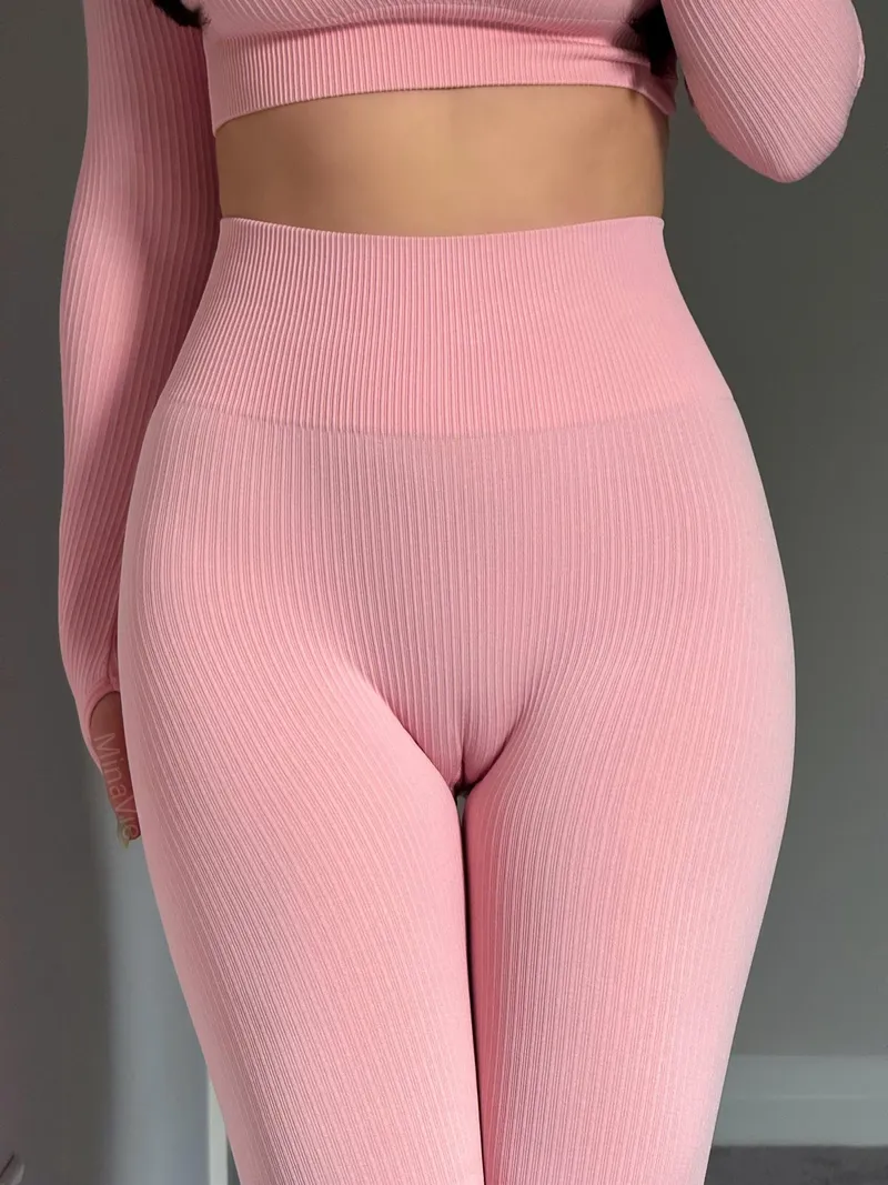 Thumbnail MinaVie Rebels Against Panties in Yoga Pants