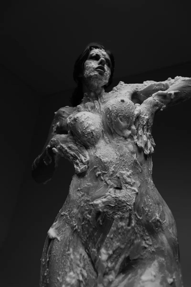 Thumbnail Discover 'Venus from the Sea Foam' - A LaBeauteFeminine Tale