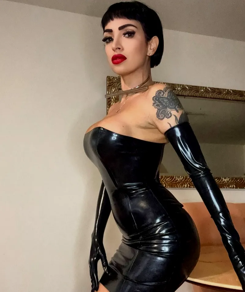 Thumbnail A Deep Dive into the World of Latex Obsession | Consistent_Annie175