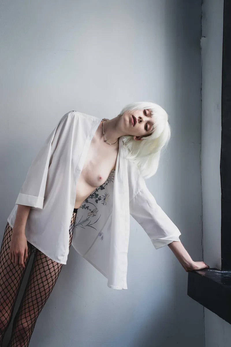 Thumbnail Shawna Kirkham: The Rising Model by PocketsOfFomenting