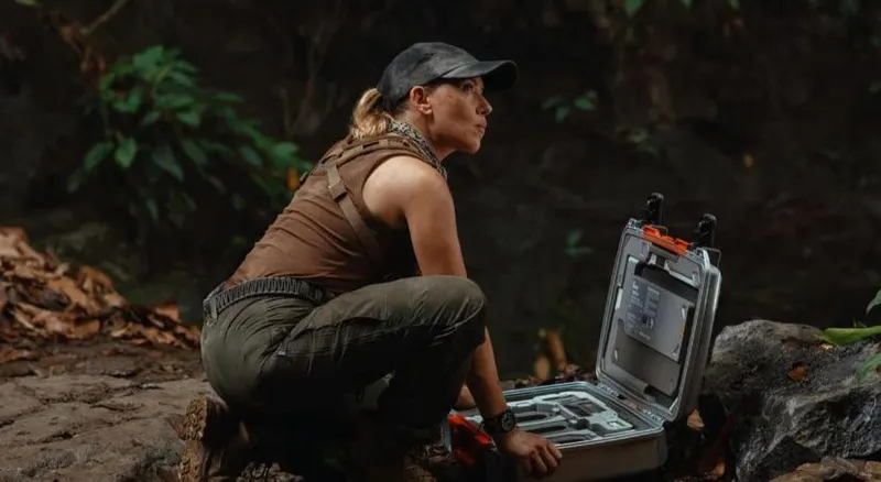 Thumbnail Scarlett Johansson Stars in Jurassic Park Rebirth by FewInteraction9740