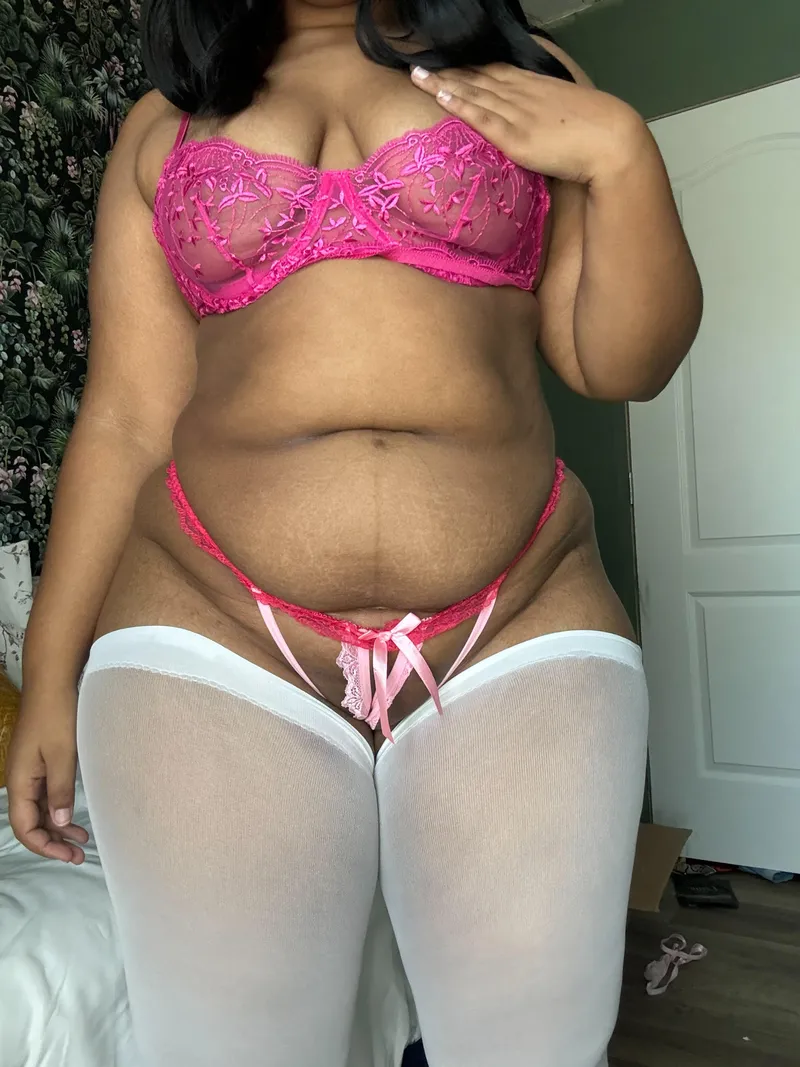Thumbnail Embrace Chubby Loveliness with Atomichoneyybee