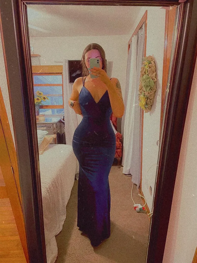 Thumbnail Formal Elegance: HotWetHailey's Try On in TightDresses
