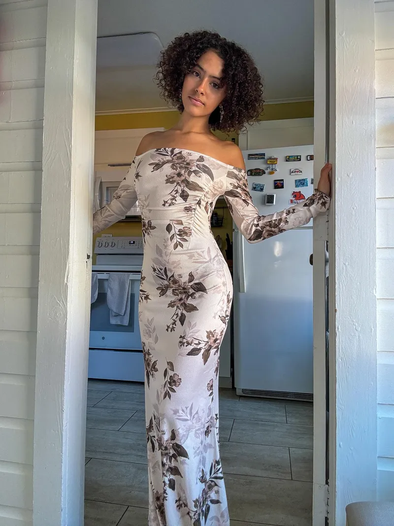 Thumbnail Seeking Opinions on Look in Tight Dresses by naomidazexo