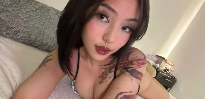 Thumbnail Unique Charm: Unveiling mbiz70's Asian Goth Persona