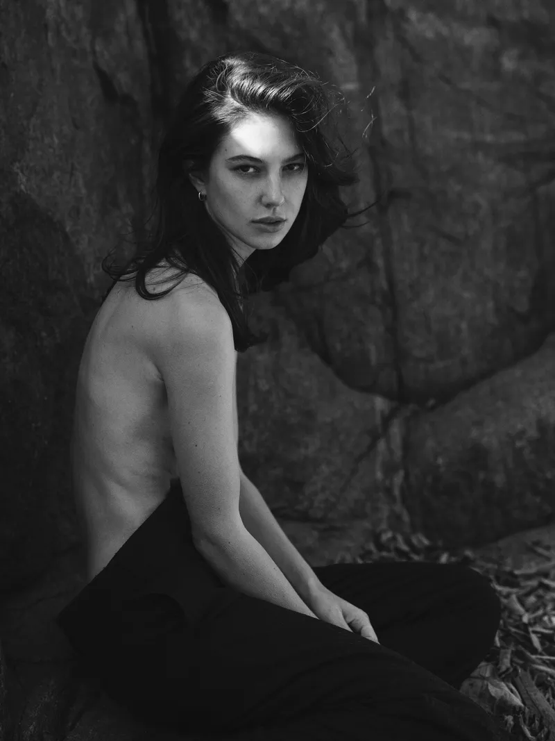 Thumbnail PocketsOfFomenting: Kerry-Anne Carter's Modeling Story