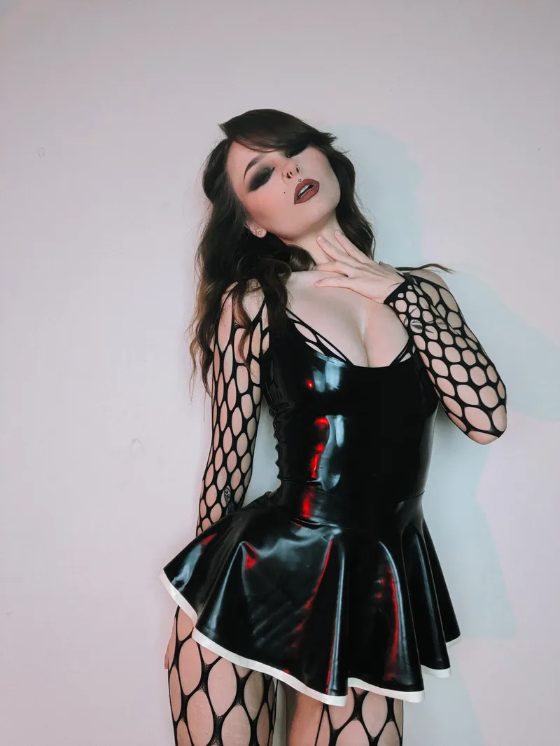 Thumbnail rainbow-femboy: Dominant allure of a shiny femboy