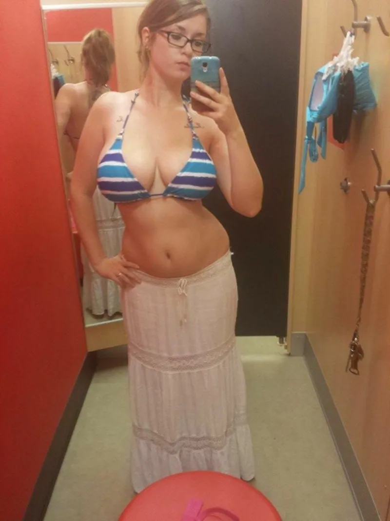Thumbnail AmateurAdmirer: Try Before You Buy Bikini Spectacle - Insider's View