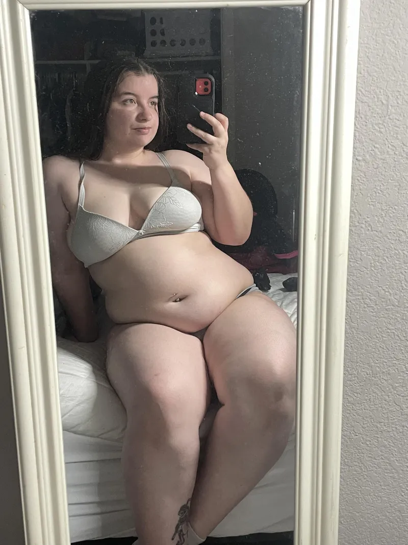 Thumbnail slightlychubby: Original_Day6832 Stripping Sensual Delights