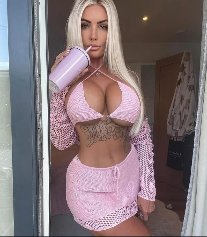 Thumbnail Pretty in Pink: A Closer Look at Beauty with Lilydeepthroat_sissy