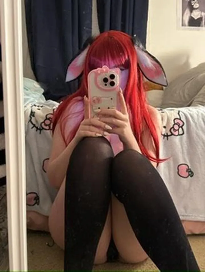 Thumbnail promise i dont bite :3 by petiteschoolgirlxo
