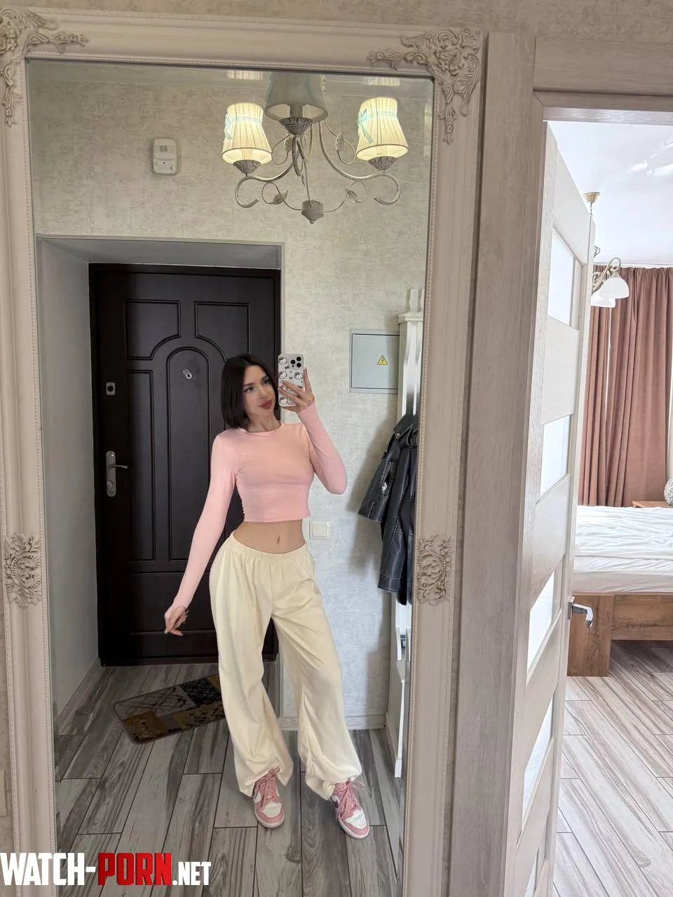 I love crop tops in summer by YourFavEmmaa
