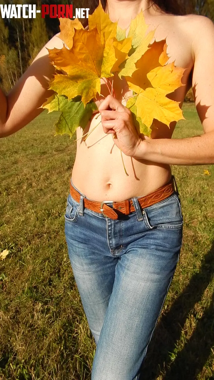 Have you heard about the autumn? by isa_bea