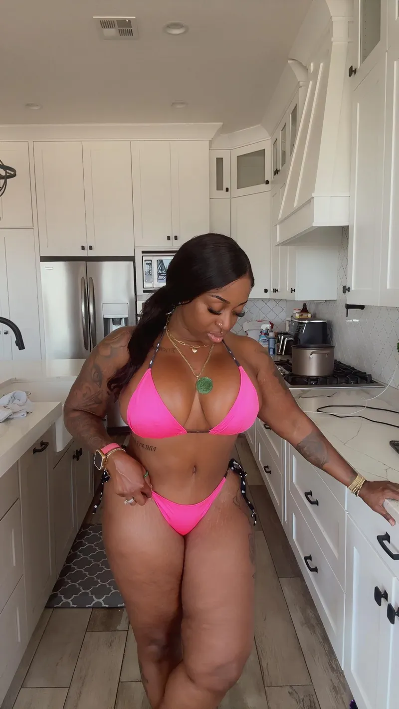 Thumbnail Making It Sexy: A BikiniBodies Showcase Unveiled