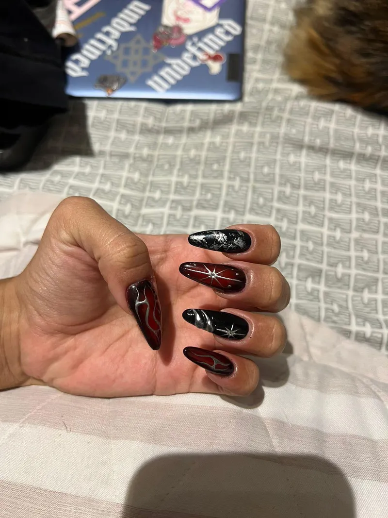 Thumbnail Dark Nails Temptation: Sensual Allure - babygalsivip