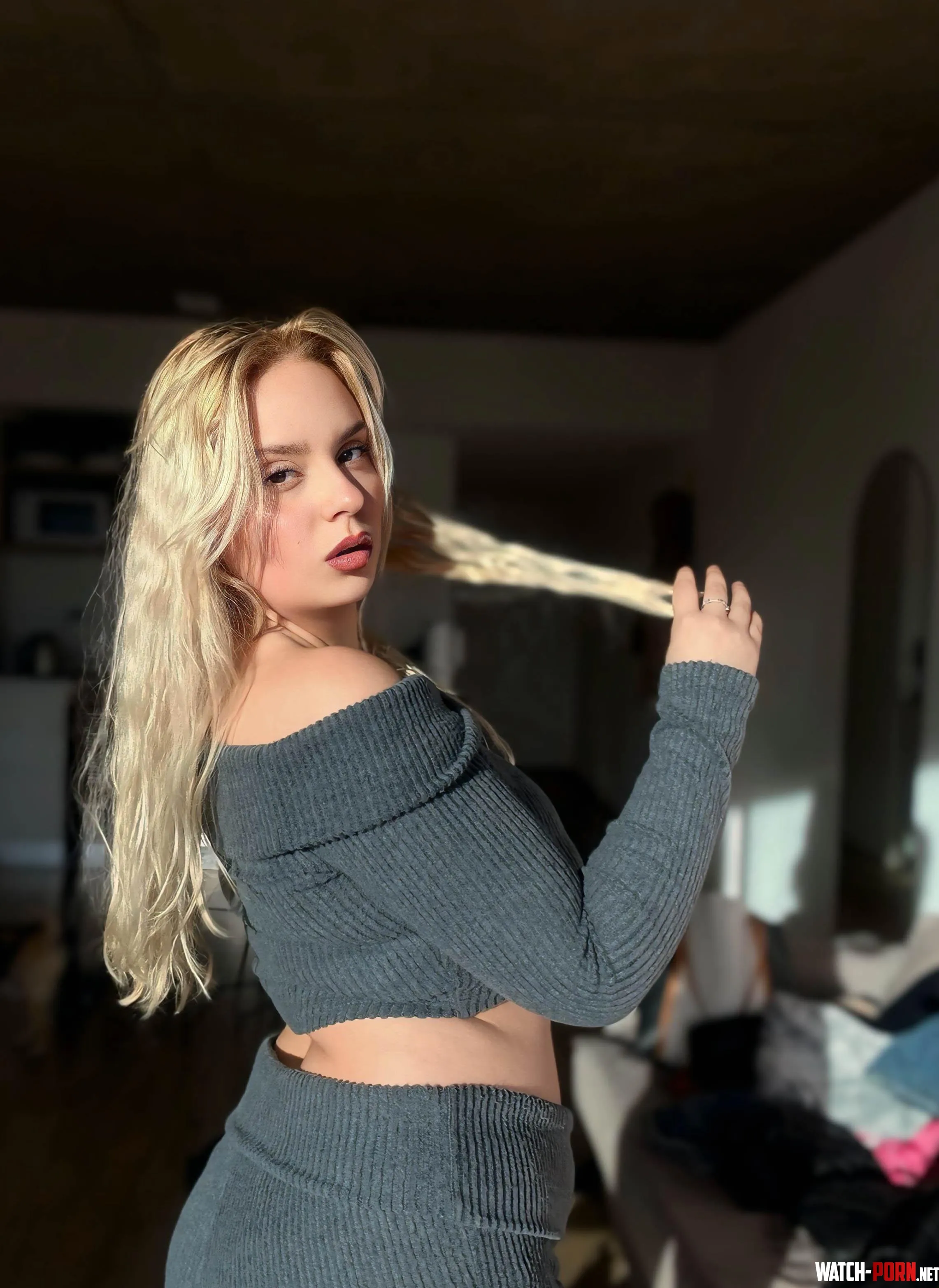 felt cute with this pic by LennoxClean