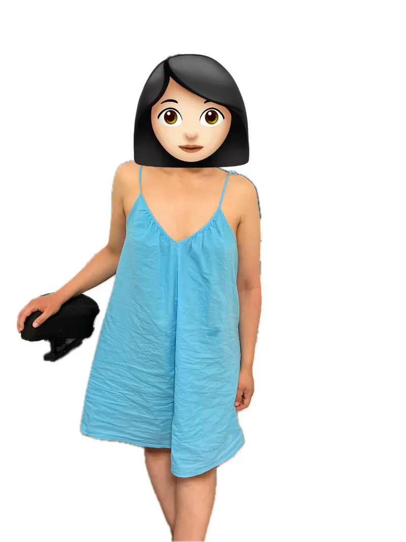Thumbnail Bangladeshi [F] in Madrid: Dress Drive and Neighbor Intrigue