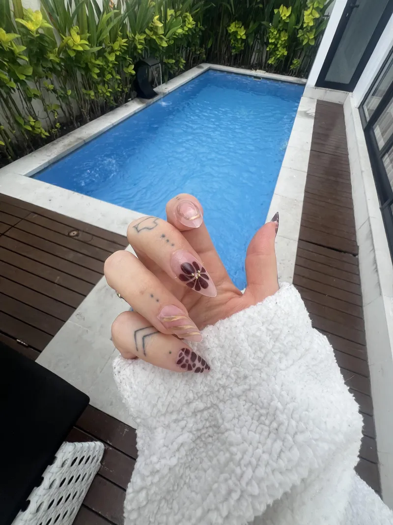 Thumbnail Poolside Pleasures: A Margarita Fantasy - itis_annn