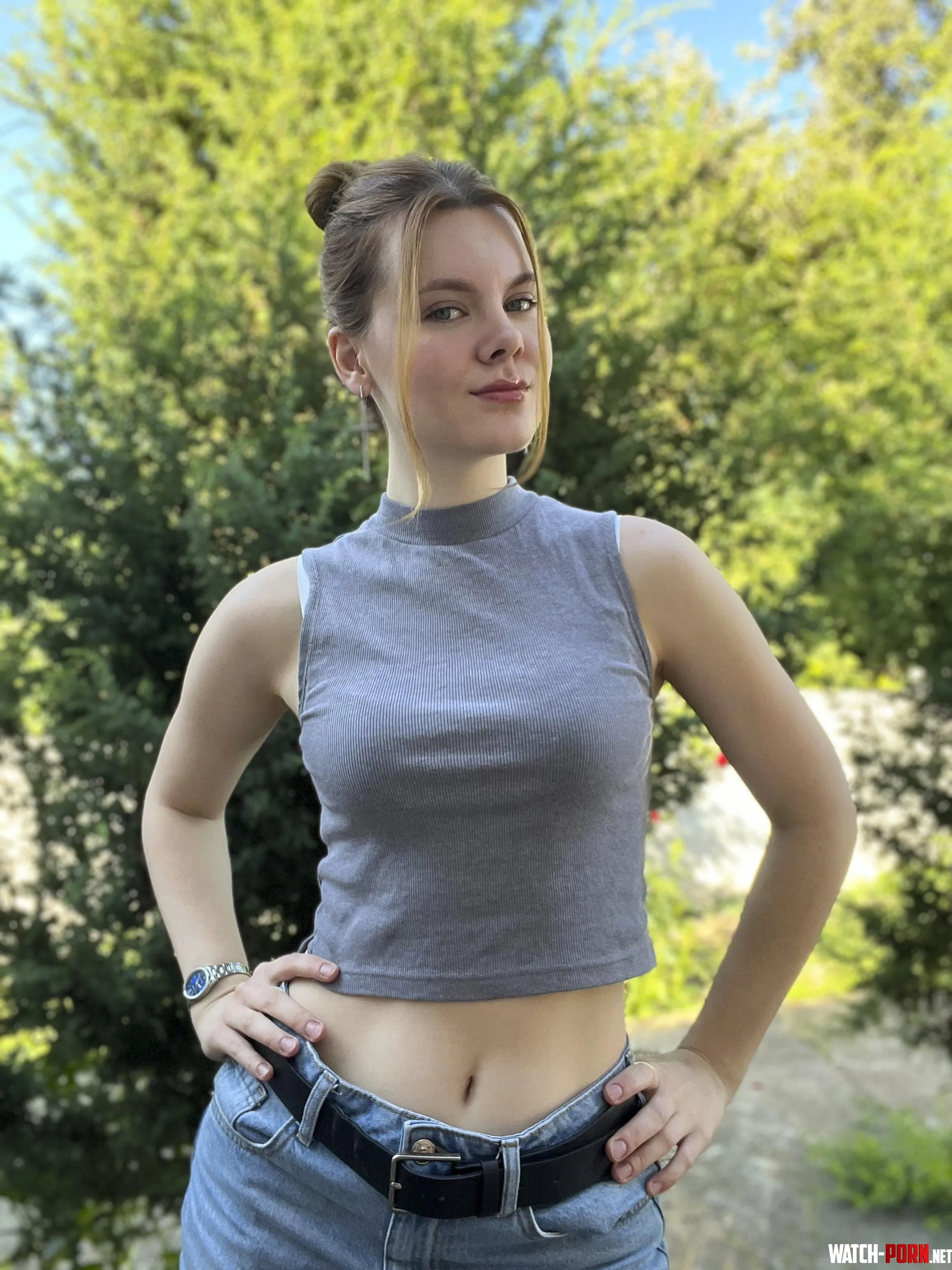 Perfect top for a nature escape on a sunny day by wobblytart