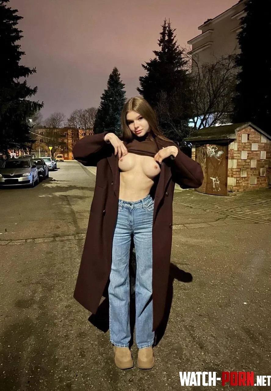 Naked boobs and jeans go so well together by AlexaFortner