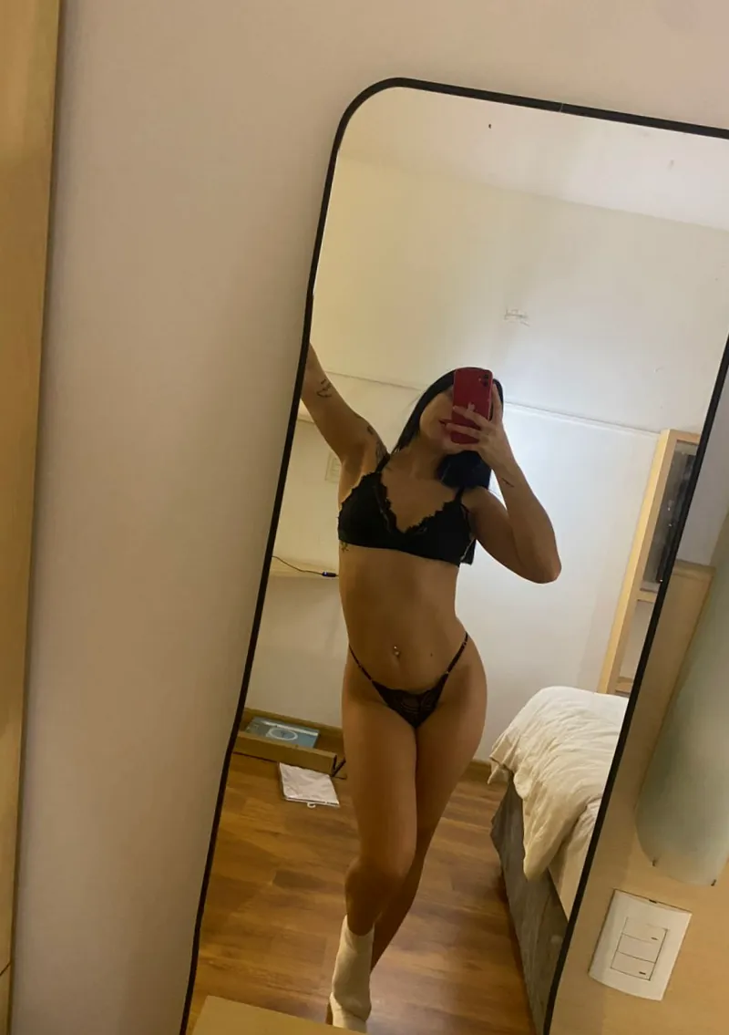 Thumbnail Age-Defying Elegance in a Mirror Selfie by Softcloudd | MirrorSelfie
