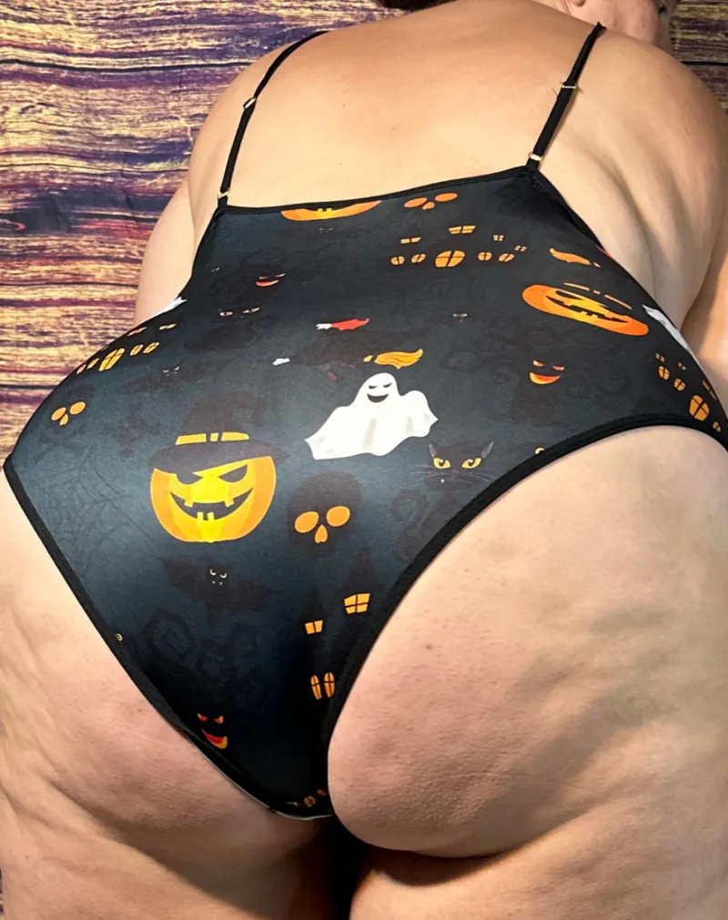 Thumbnail Feeling Spooky: Unveiling OnePieceSuits Charm by abigailgray256