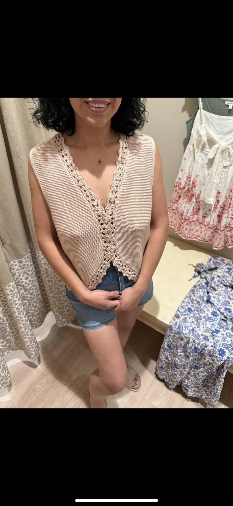 Thumbnail latinalove760 Strolls at the Mall in Pokies | Public Pokies Fun