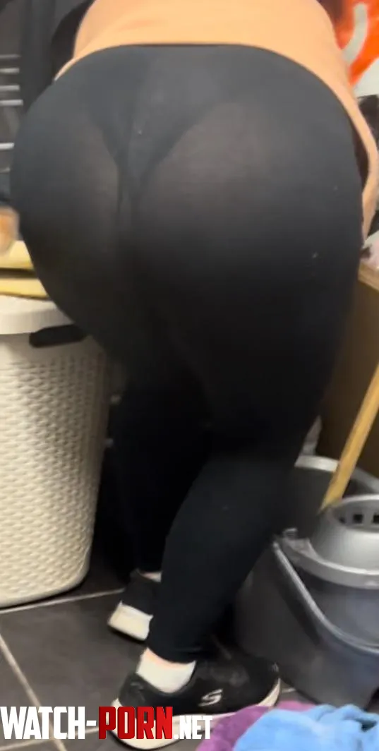 MILF bending over by userghhbb566