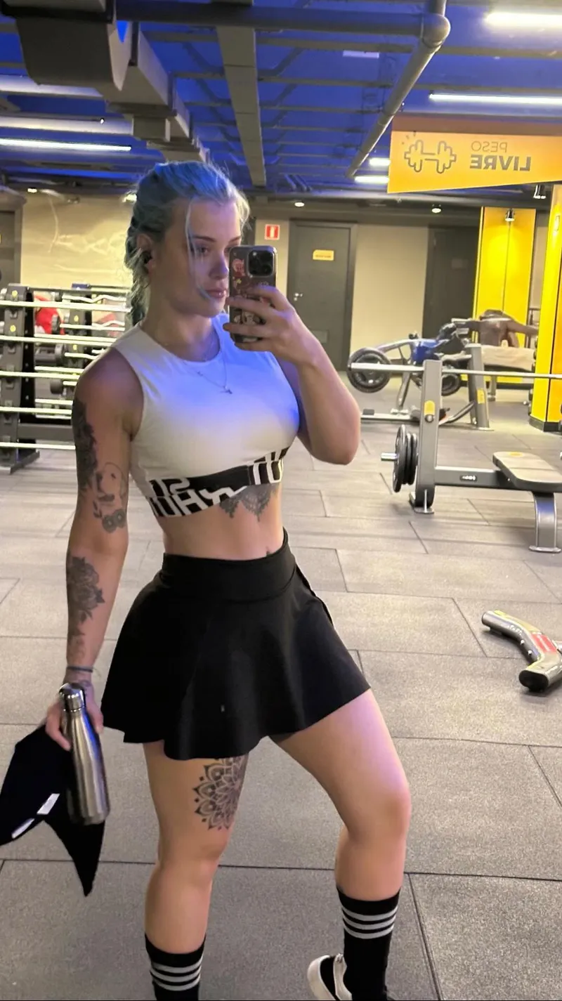 Thumbnail Enjoying an Empty Gym Day with Bethcutie__