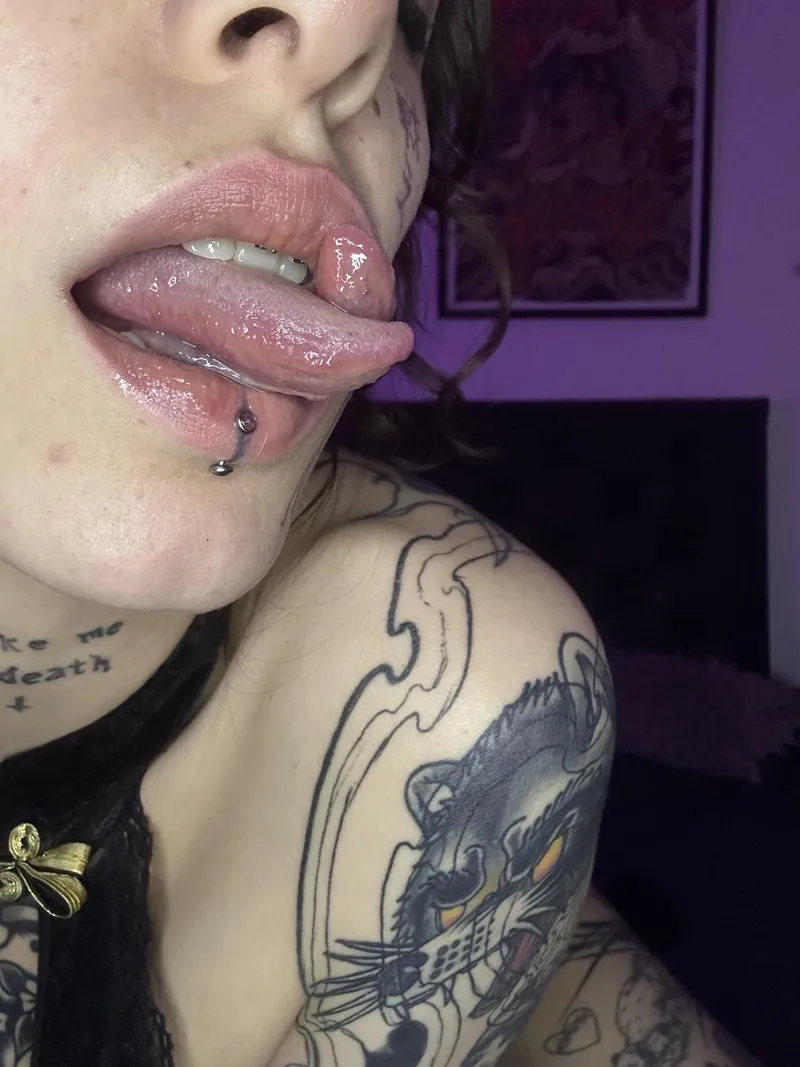 Thumbnail Split Tongue: Exploring a Unique Kink by Hannya_goddess