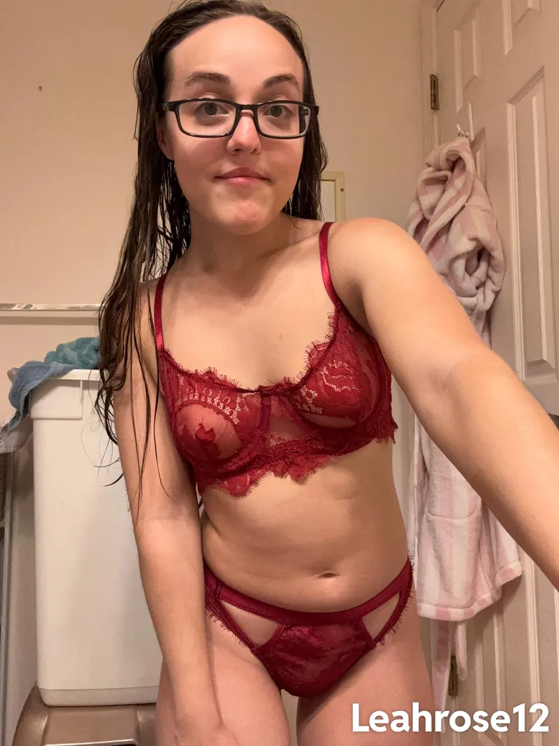 Thumbnail leahrose_12: Attractive 4’8 Petite Teen | xsmallgirls