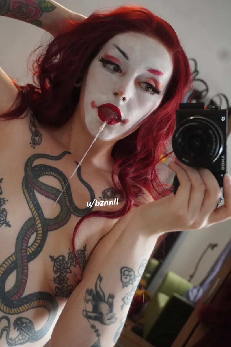 Thumbnail Exploring Spit Obsession: A Dive into bznnii's World | spitfetish
