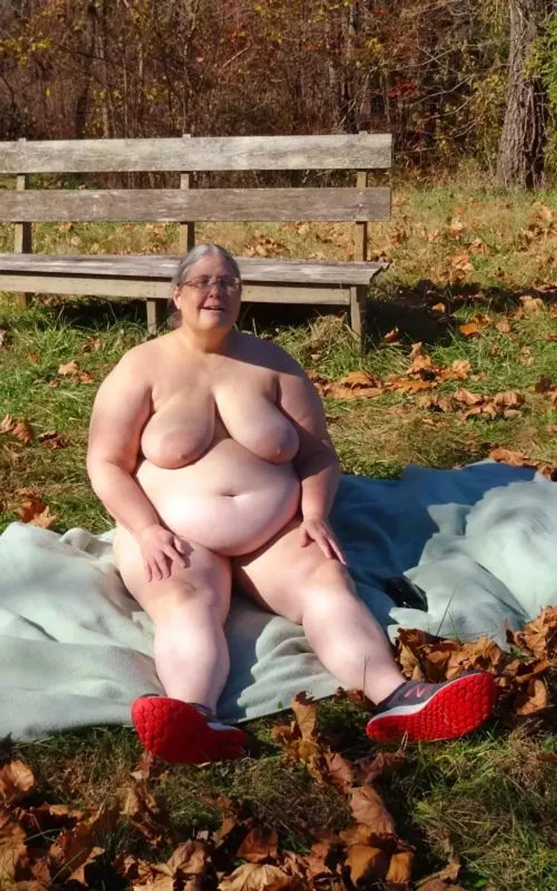Thumbnail Stunning MILF Poses Naked in the Wilderness | Green-Salary9555 | BBWnudists
