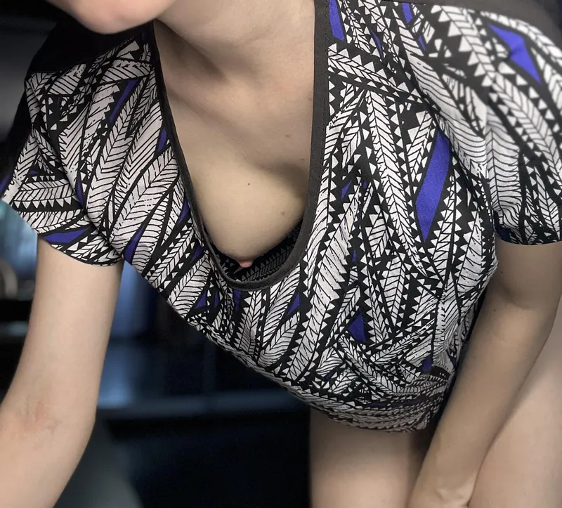 Thumbnail Alice_Dice_ Presents a Captivating and Sexy View