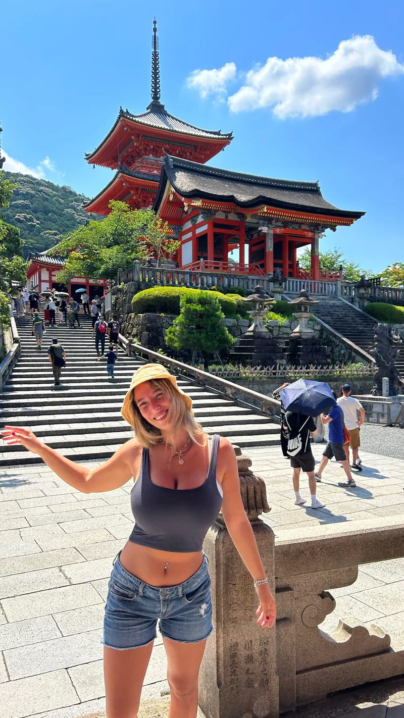 Thumbnail Experiencing Japan Through the Lens of figurephilosopher | sexygirls