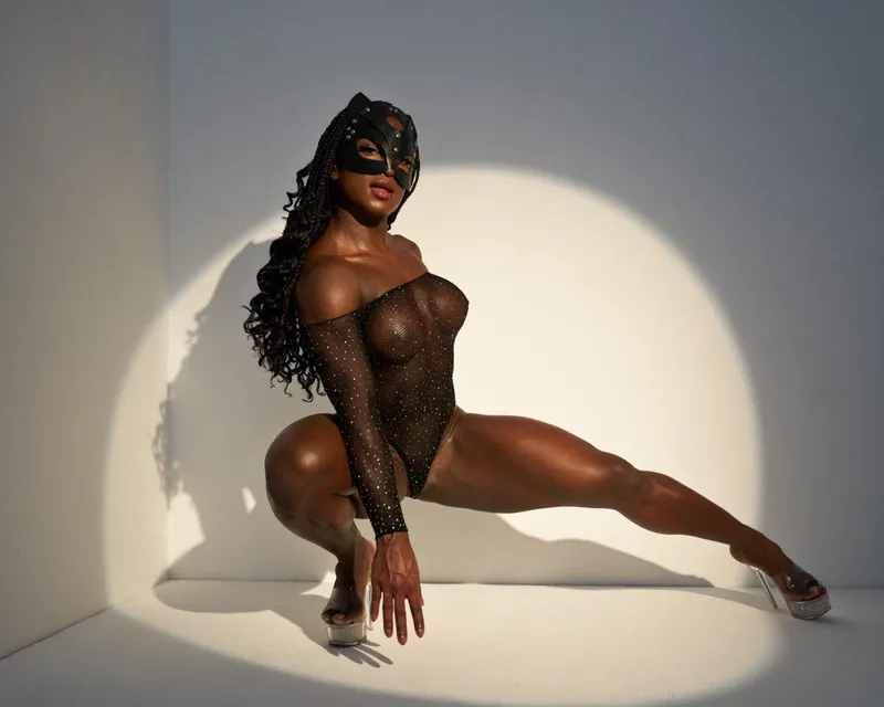 Thumbnail Ivonne Fit: A Look Inside cloverbendover's World | fbb_NSFW