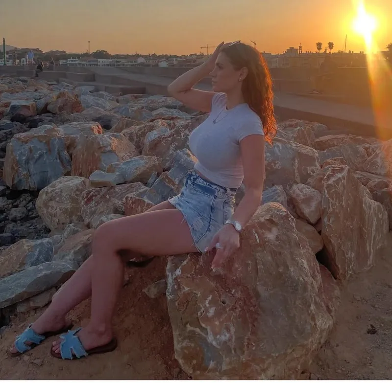 Thumbnail Scenic Views of the Sunset with blowpez2025