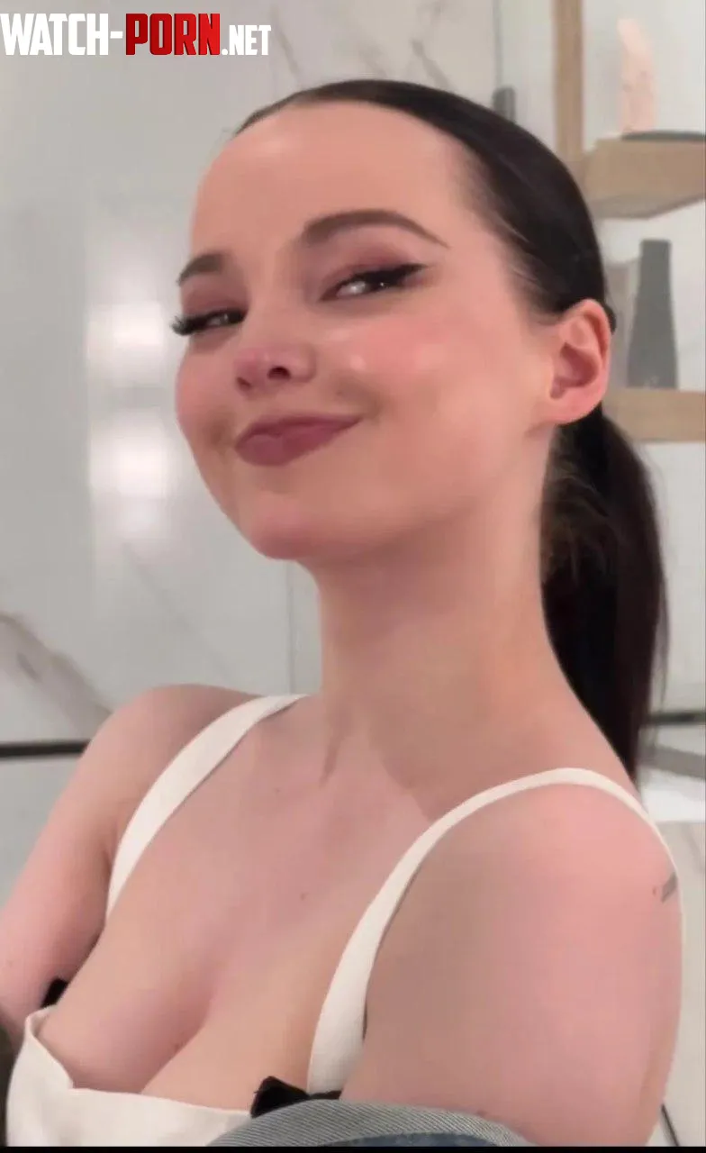 Dove Cameron by __-Aphrodite-__