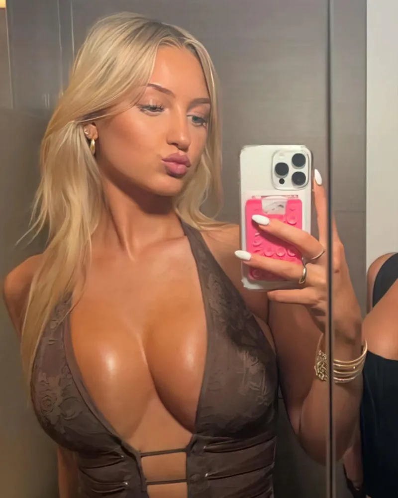 Thumbnail Sydney Thomas by prollygoonin | Pouting Love