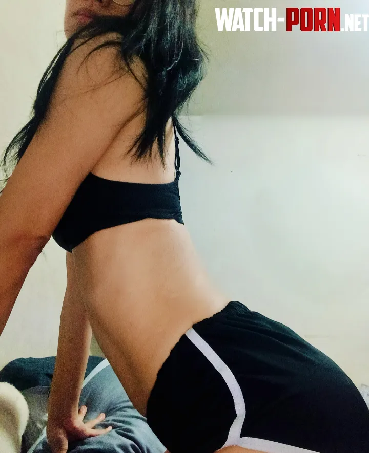 110 lb, 5'4