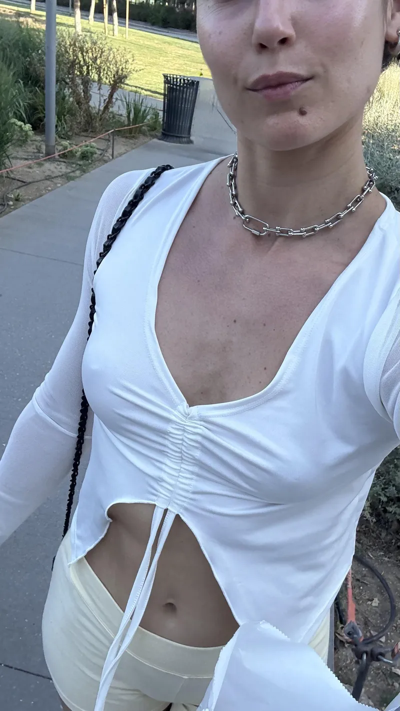 Thumbnail SaraGoesGym Dares to Stare Braless in Airy Outfit