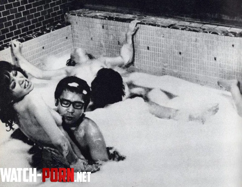 Japanese bathhouse orgy [1973] by html5gamerguy
