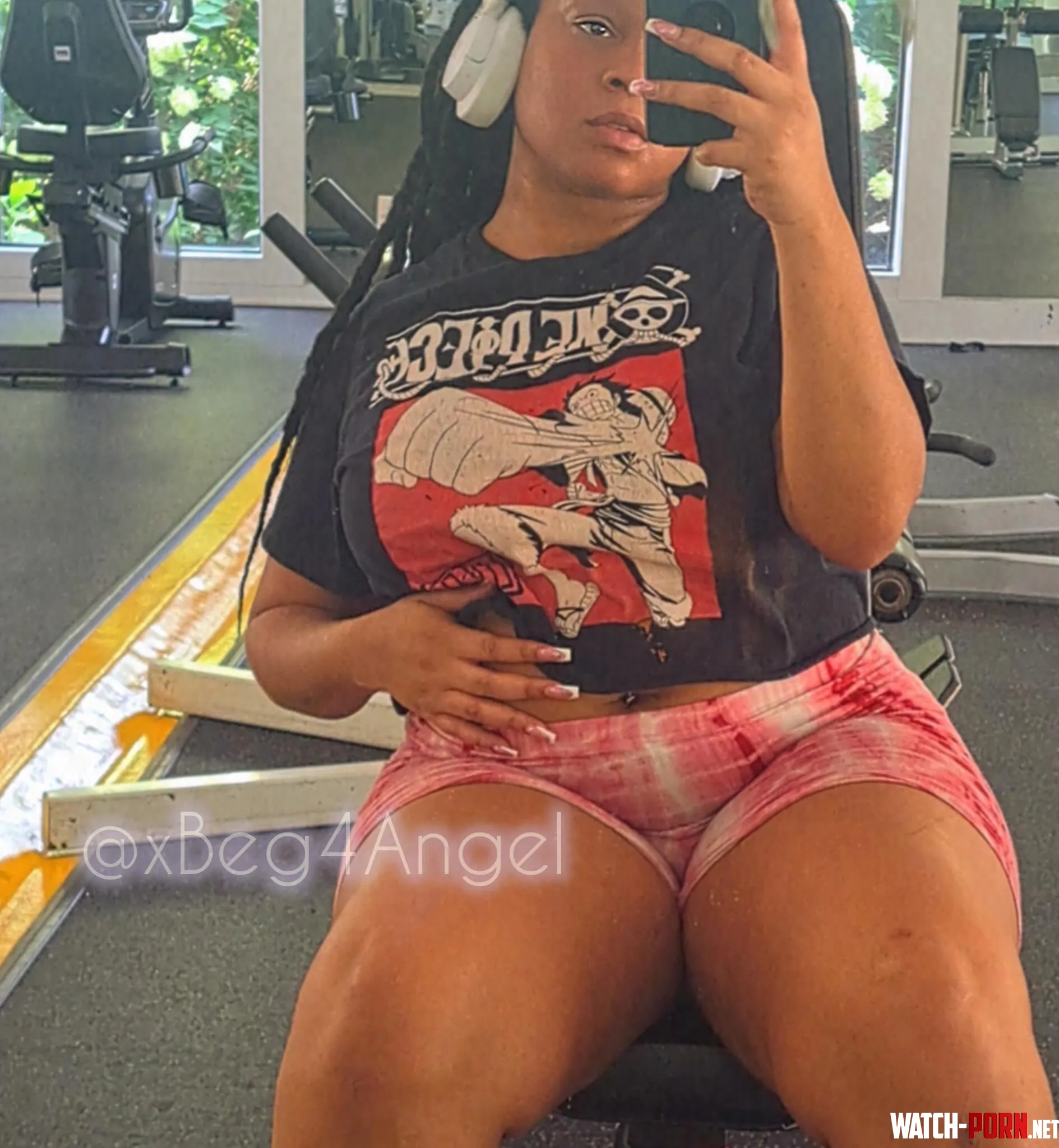 So freaking sweaty after my workout 🥵 by Love-Starship