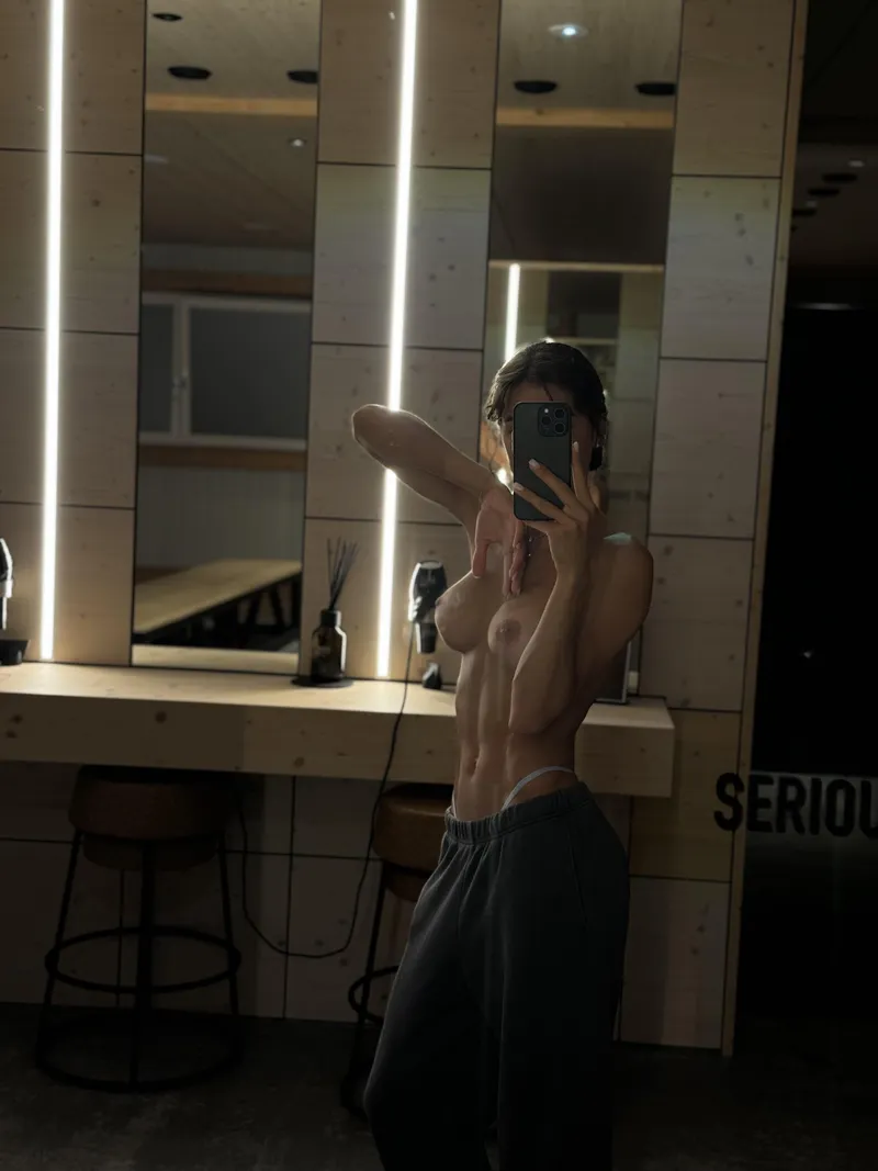 Thumbnail Gym Freebies: Enjoy the View | YourGirlEmmaa